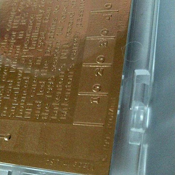 ProMint 22K Gold Dan Marino Miami Dolphins Football Card Rare Ser.# 013633 - Picture 4 of 11